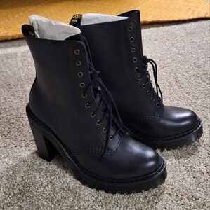 Dr. Martens Kendra